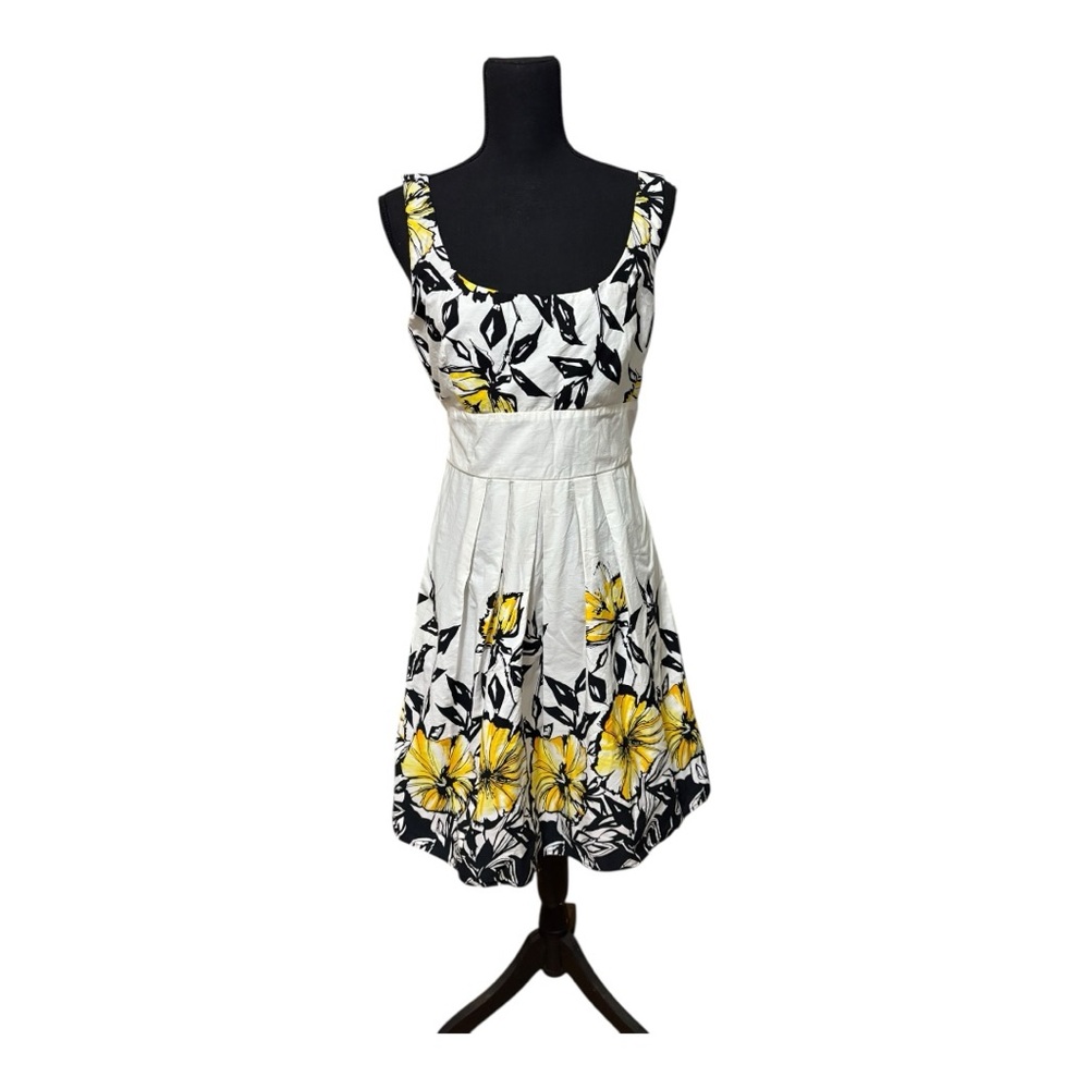 B. Smart White and Yellow Mini Dress for Effortless Elegance. Size 14